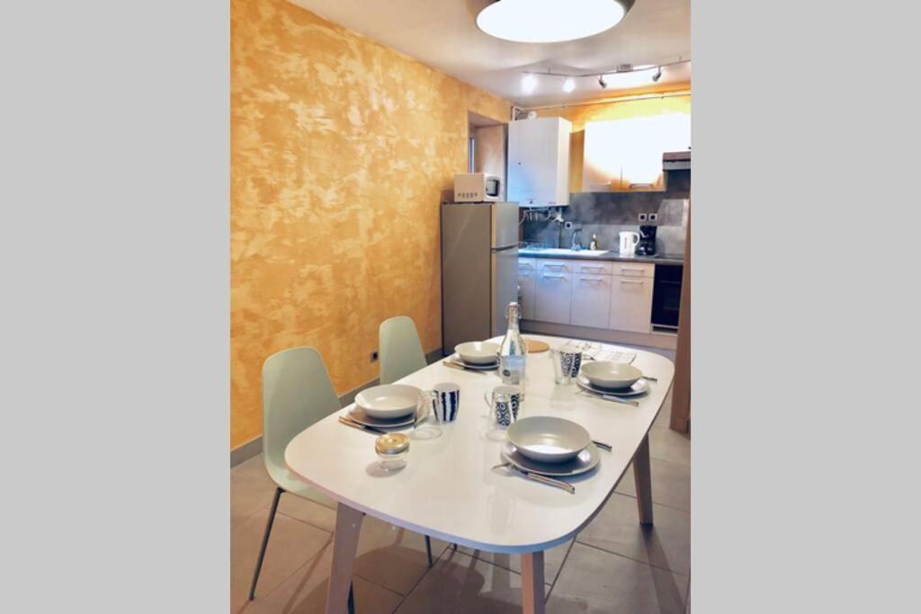 F3 - Neuf - 4/6 P - Lits King Size - Wifi - Cour Le Puy-en-Velay Exterior foto